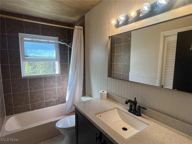 118 Pine Lane, Barnesville, OH 43713