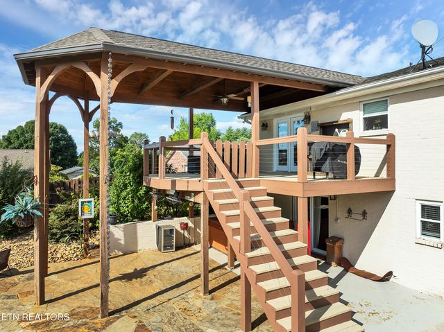 1509 Montvale Station Rd, Maryville, TN 37803