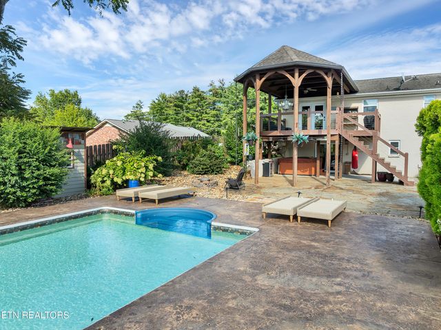 1509 Montvale Station Rd, Maryville, TN 37803