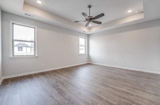 50 SUGALINA VALLEY DR, Oakland, TN 38060