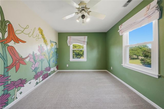 301 Barcelona DR, Chesapeake, VA 23322