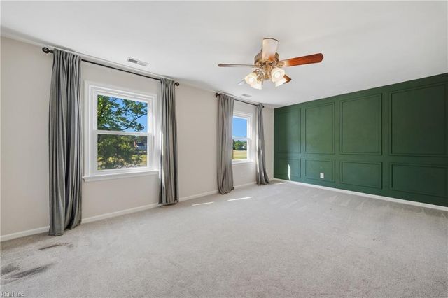 301 Barcelona DR, Chesapeake, VA 23322