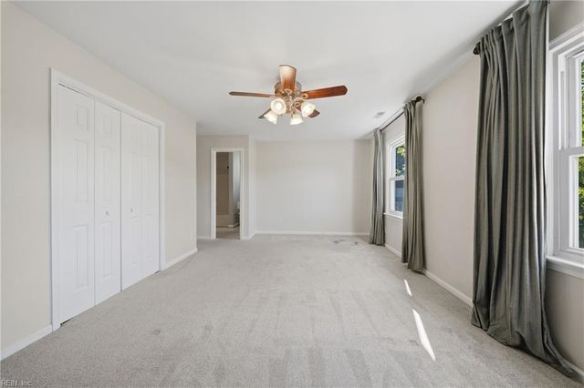 301 Barcelona DR, Chesapeake, VA 23322