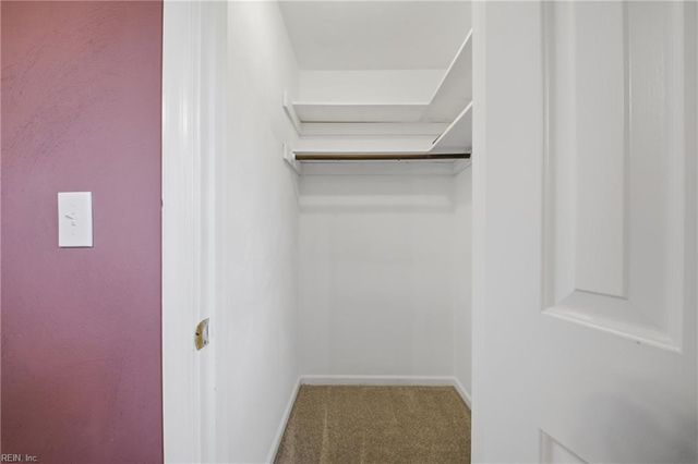 301 Barcelona DR, Chesapeake, VA 23322