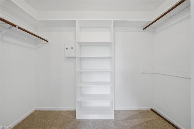 301 Barcelona DR, Chesapeake, VA 23322