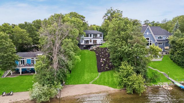17310 County Rd 101 W, Minnetonka, MN 55391