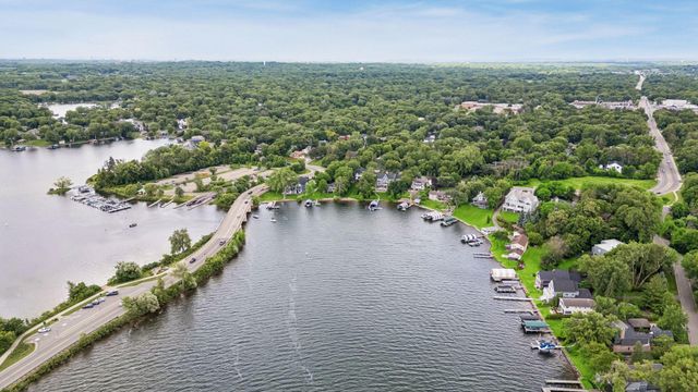 17310 County Rd 101 W, Minnetonka, MN 55391