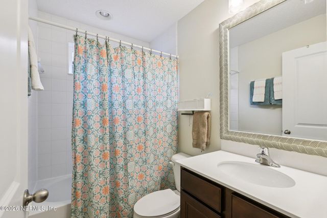 100 WILLOW WINDS Parkway, St. Johns, FL 32259