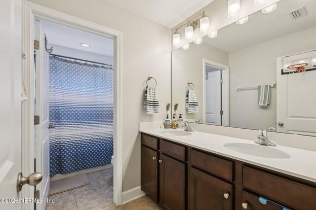 100 WILLOW WINDS Parkway, St. Johns, FL 32259