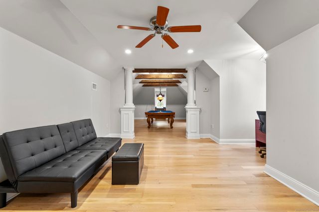 13 Pond View Terrace, Branford, CT 06405