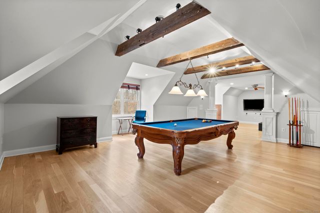 13 Pond View Terrace, Branford, CT 06405