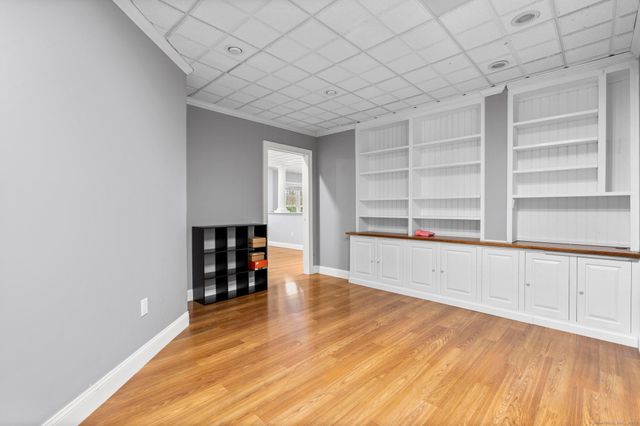 13 Pond View Terrace, Branford, CT 06405