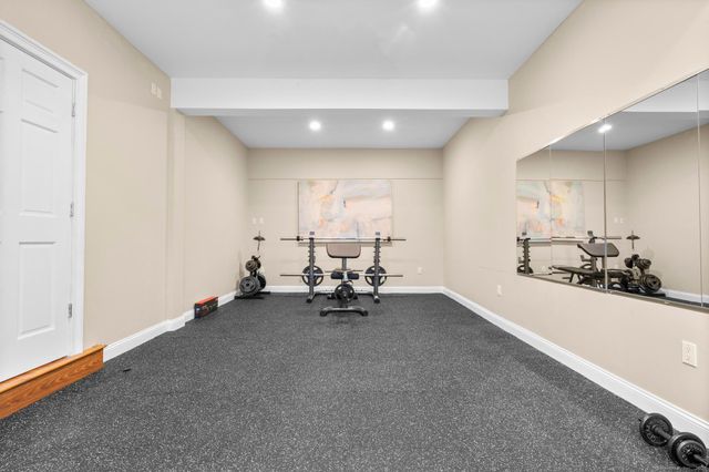 13 Pond View Terrace, Branford, CT 06405