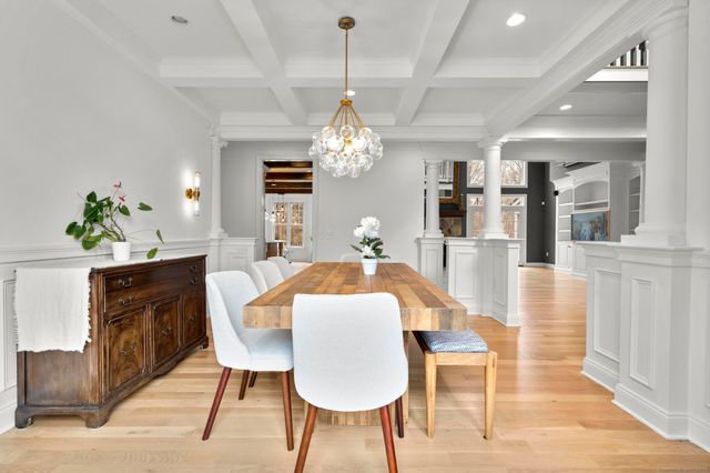 13 Pond View Terrace, Branford, CT 06405