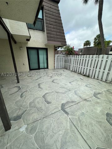 2528 NW 99th Ave 2528, Coral Springs, FL 33065