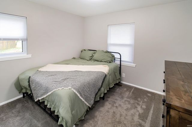 800 Hartford Court, Evansville, IN 47710
