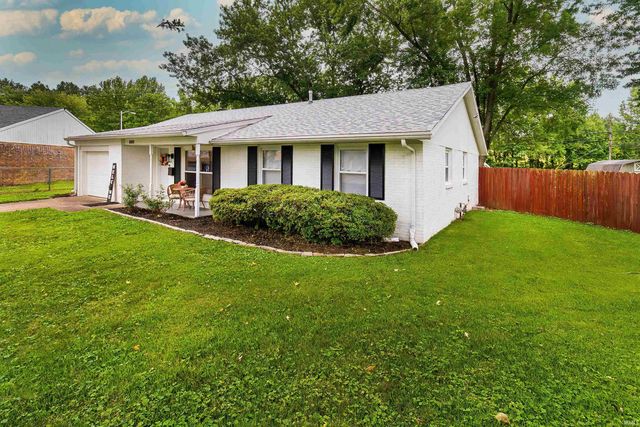 800 Hartford Court, Evansville, IN 47710