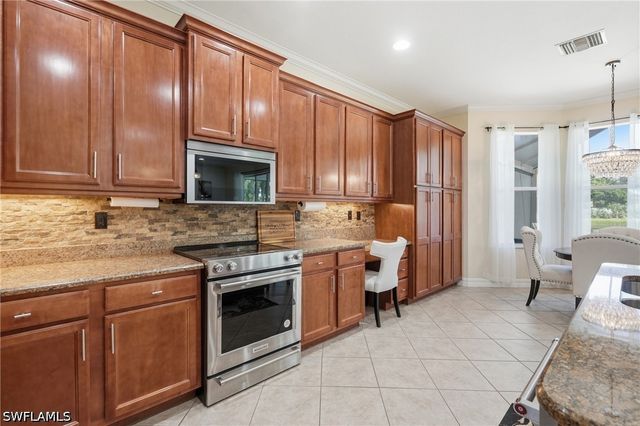 10347 Carolina Willow DR, Fort Myers, FL 33913