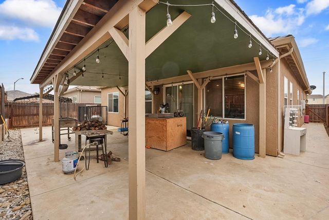 1213 Orion Dr, Merced, CA 95348