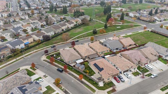 1213 Orion Dr, Merced, CA 95348