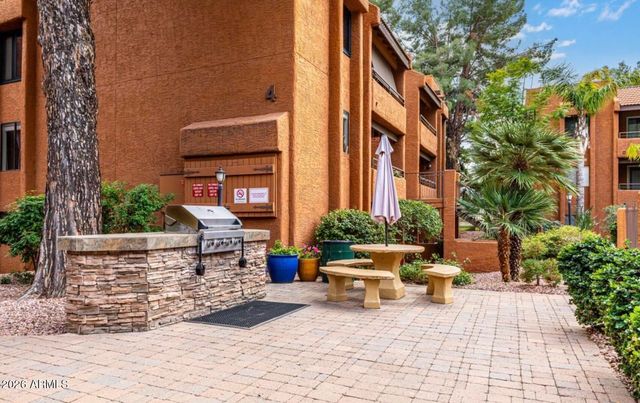 4704 E PARADISE VILLAGE Parkway N 121, Phoenix, AZ 85032