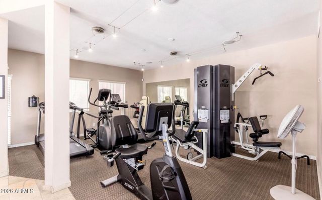 4704 E PARADISE VILLAGE Parkway N 121, Phoenix, AZ 85032