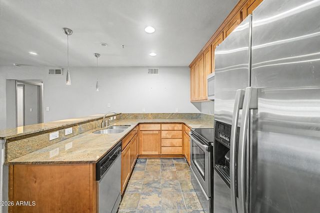 4704 E PARADISE VILLAGE Parkway N 121, Phoenix, AZ 85032