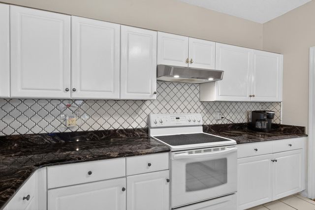 141 Isherwood Drive, Goose Creek, SC 29445
