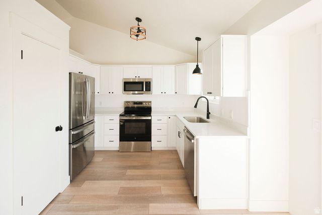 1012 W 2525 N, Layton, UT 84041