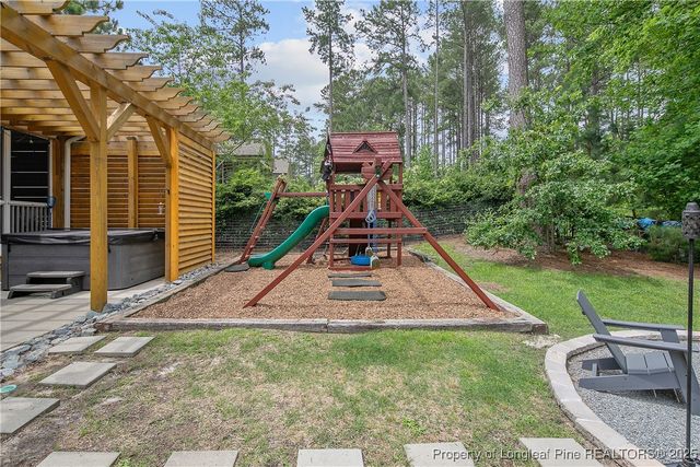 85 Heatherspring Way, Spring Lake, NC 28390