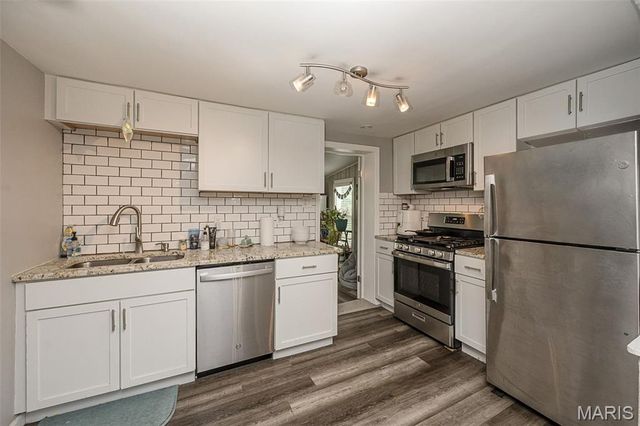 2217 Hood Avenue, Overland, MO 63114