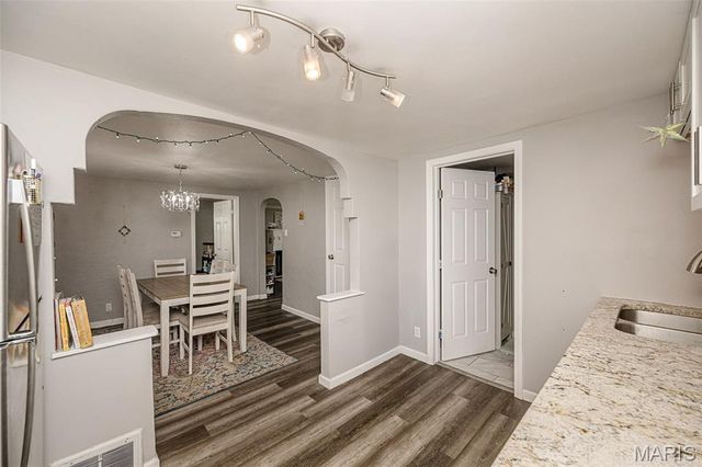 2217 Hood Avenue, Overland, MO 63114