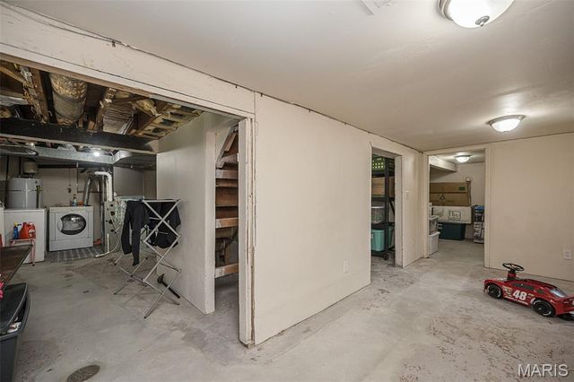 2217 Hood Avenue, Overland, MO 63114