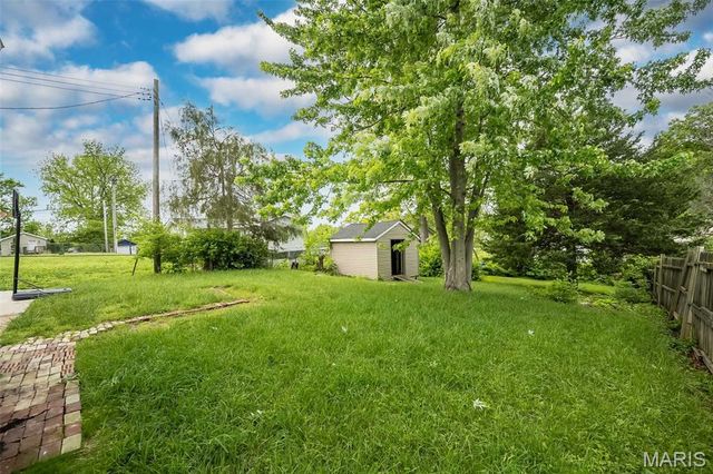 2217 Hood Avenue, Overland, MO 63114