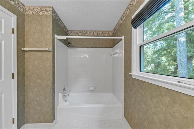 2623 Bridgewood Lane, Snellville, GA 30078