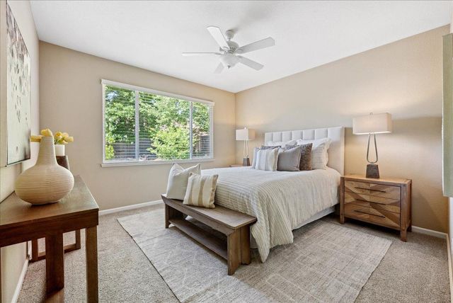 2611 Deerwood Ct, Rocklin, CA 95765