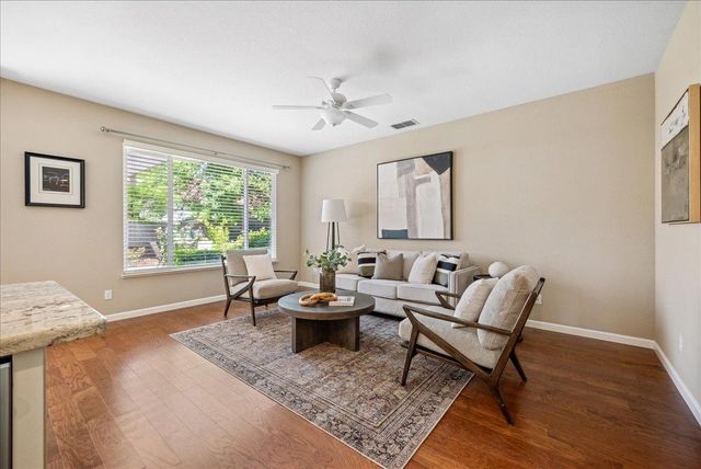 2611 Deerwood Ct, Rocklin, CA 95765