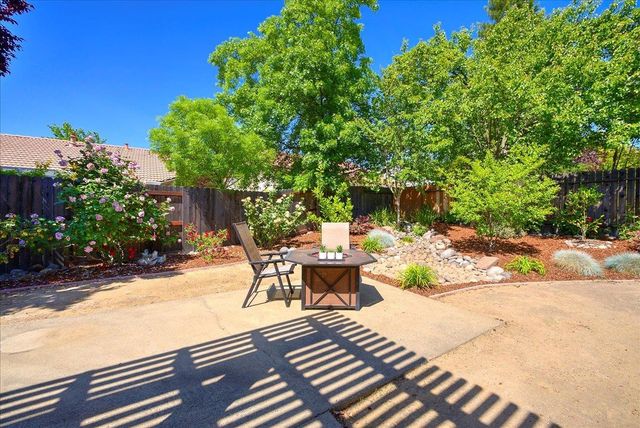 2611 Deerwood Ct, Rocklin, CA 95765