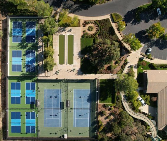 2611 Deerwood Ct, Rocklin, CA 95765