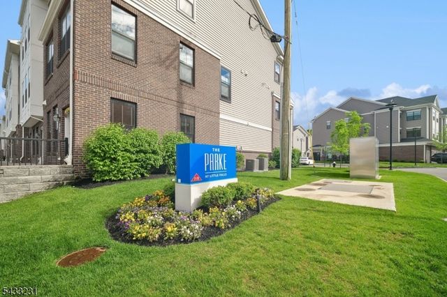 42 Harvest Way 42, Little Falls Twp., NJ 07424