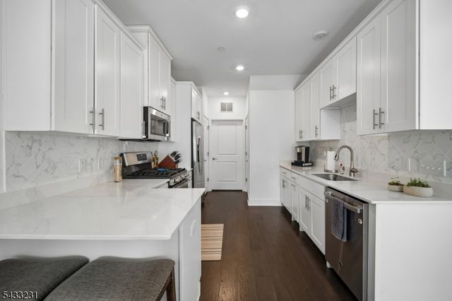 42 Harvest Way 42, Little Falls Twp., NJ 07424