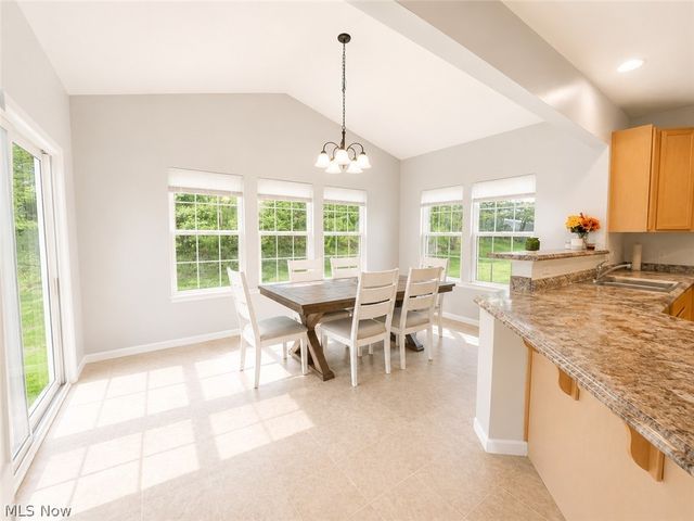 867 Starr Ridge Street SE, Massillon, OH 44646