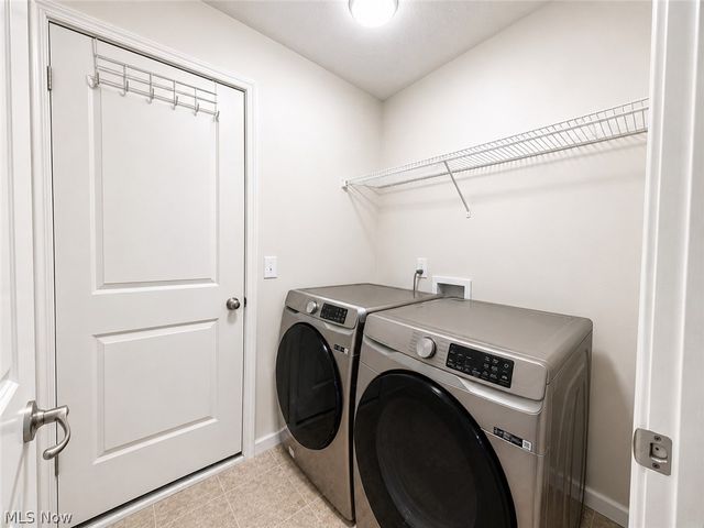 867 Starr Ridge Street SE, Massillon, OH 44646