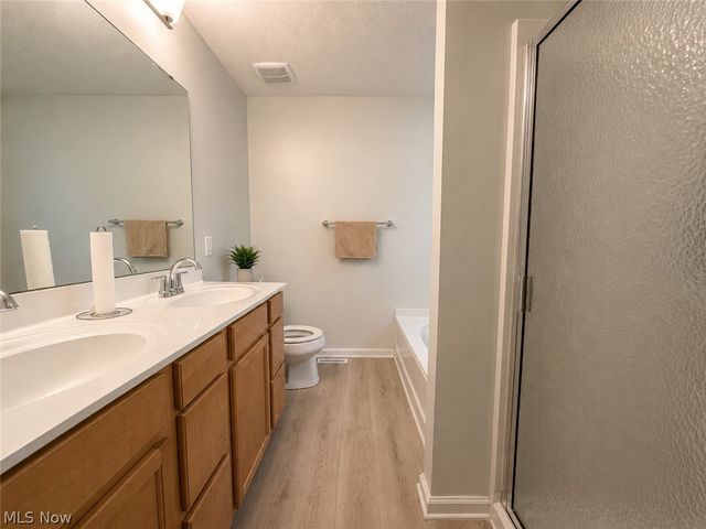867 Starr Ridge Street SE, Massillon, OH 44646