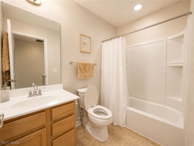 867 Starr Ridge Street SE, Massillon, OH 44646