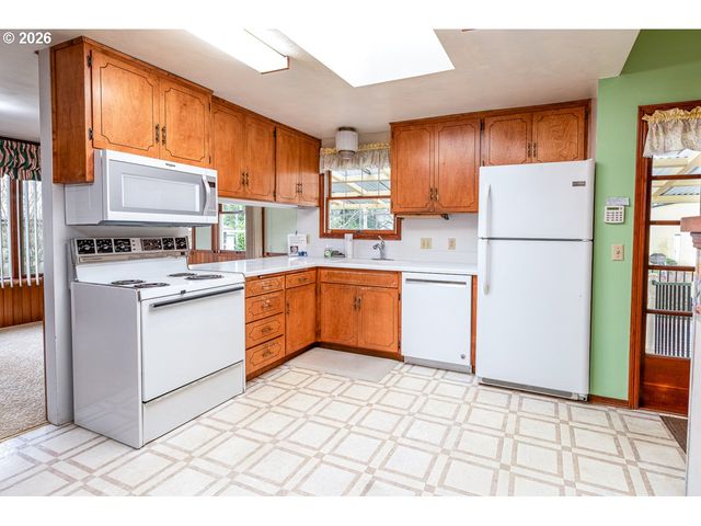 89805 SPRAGUE Rd, Eugene, OR 97408