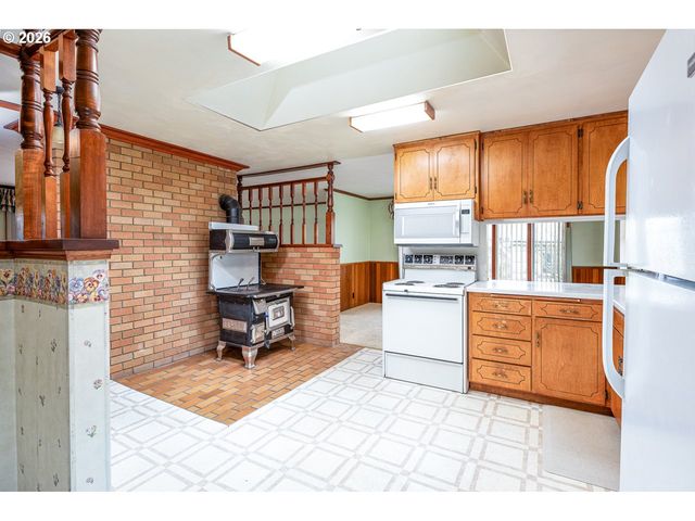 89805 SPRAGUE Rd, Eugene, OR 97408