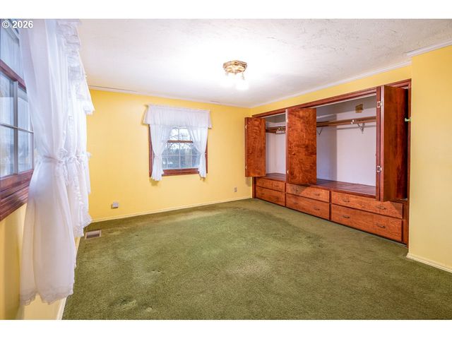 89805 SPRAGUE Rd, Eugene, OR 97408