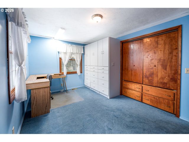 89805 SPRAGUE Rd, Eugene, OR 97408