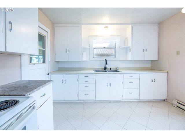 89805 SPRAGUE Rd, Eugene, OR 97408